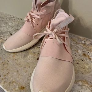 Adidas Tubular Defiant Sneakers in Pink